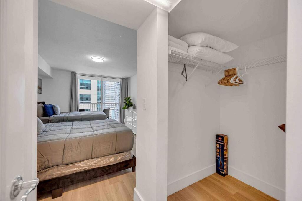Spacious 1Bedroom Unit Brickell-Free Parking Miami Exterior photo